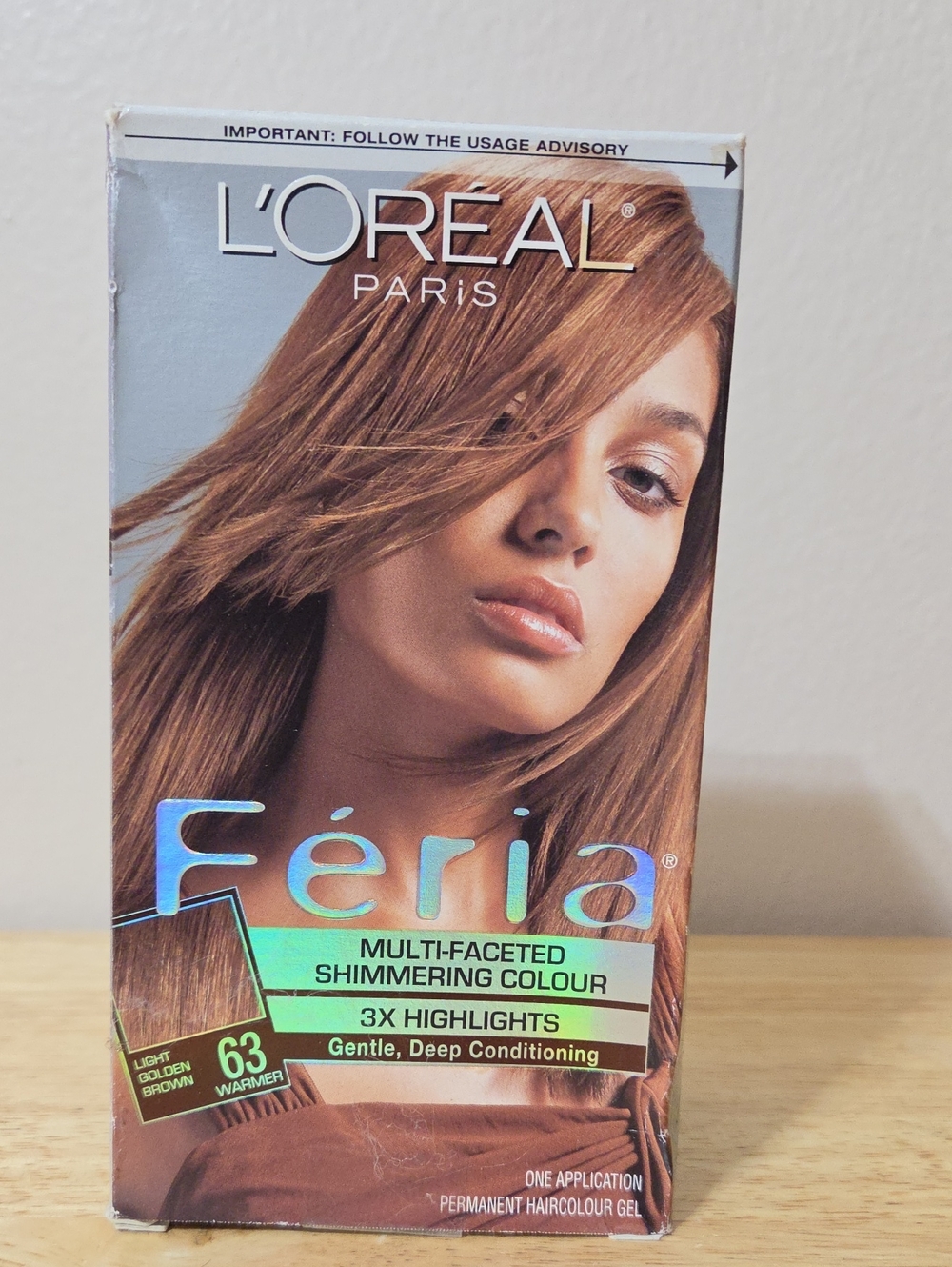 LOREAL Feria Multi-Faceted Shimmering Colour